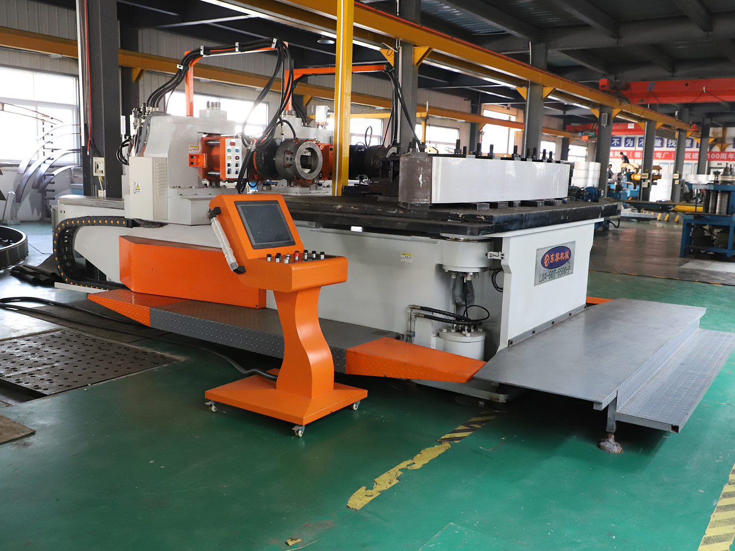 數(shù)控型材拉彎?rùn)C(jī)(一