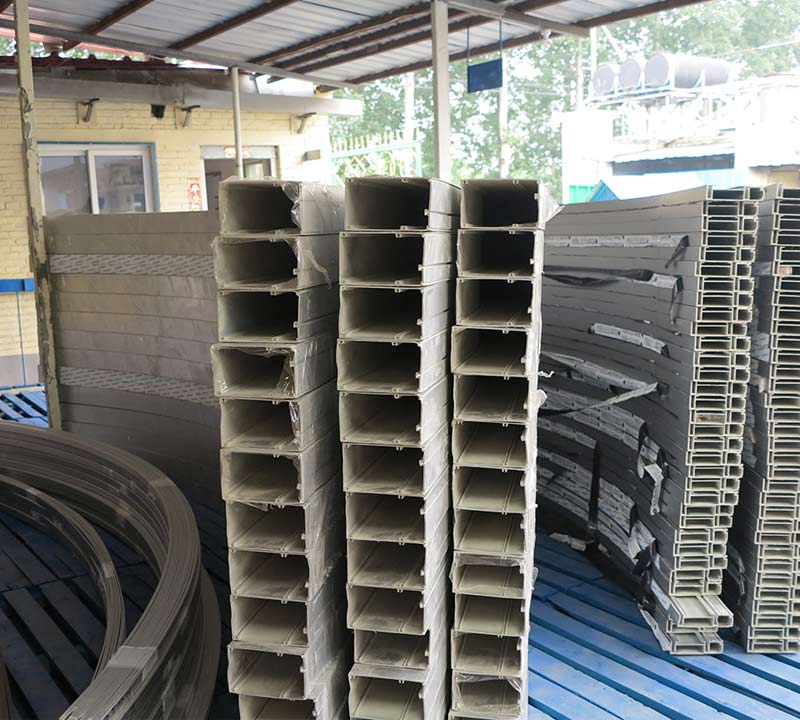 拉彎加工彎曲變形的過程