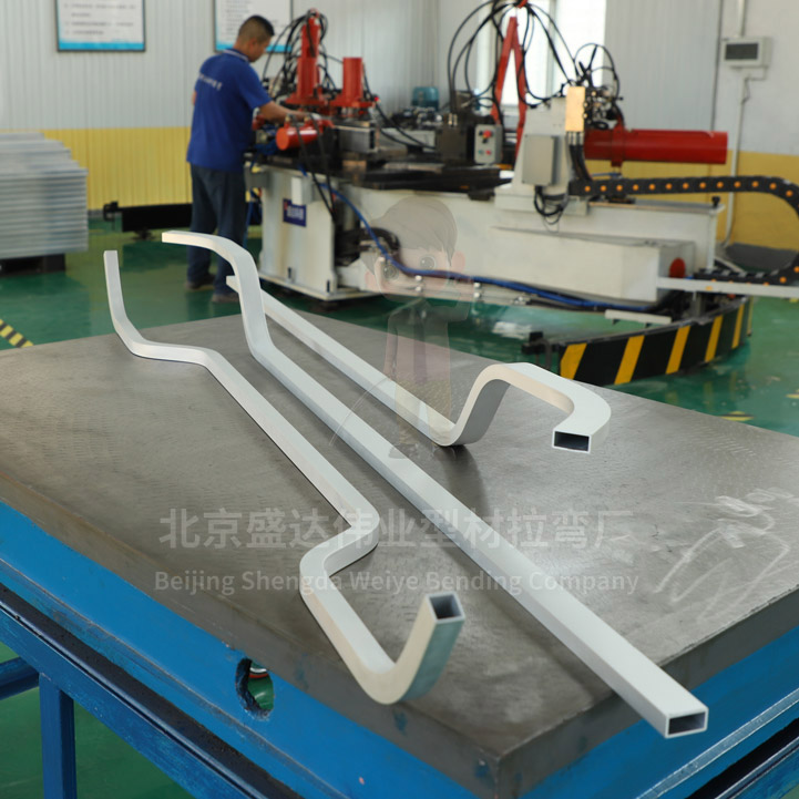 汽車(chē)防撞梁