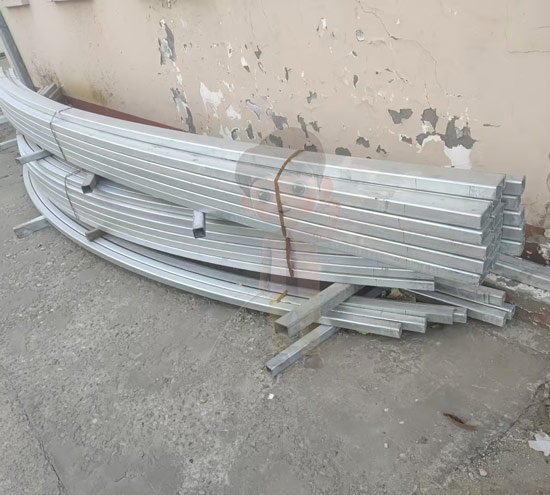 鋁型材拉彎加工的行業(yè)趨勢：北京拉彎廠如何通過設(shè)備提升生產(chǎn)效率與產(chǎn)品質(zhì)量