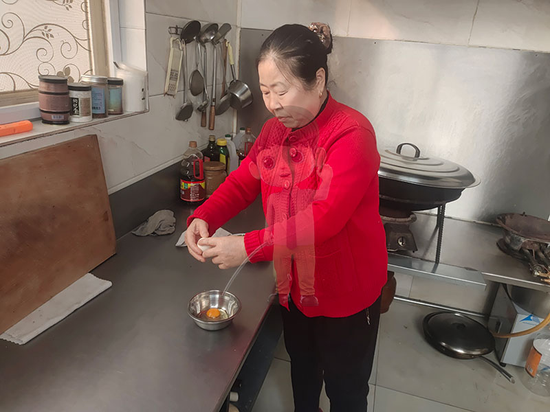 北京盛達(dá)偉業(yè)型材拉彎廠“三八”婦女節(jié):致敬最美“她”身影 北京盛達(dá)偉業(yè)型材拉彎廠“三八”婦女節(jié):致敬最美“她”身影