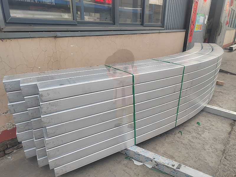 篷房弧形梁拉彎