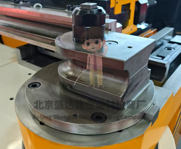 北京型材拉彎工藝：技術(shù)、設(shè)備與應(yīng)用領(lǐng)域的深入探討