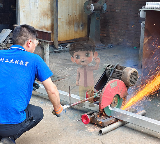 北京型材拉彎：探索技術(shù)難點(diǎn)，突破發(fā)展瓶頸