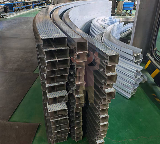 北京建筑型材拉彎定制｜適用于幕墻、雨棚、鋼結構等多種工程場景