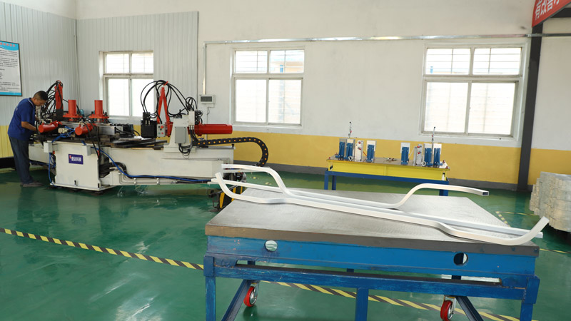 北京盛達(dá)偉業(yè)型材拉彎廠