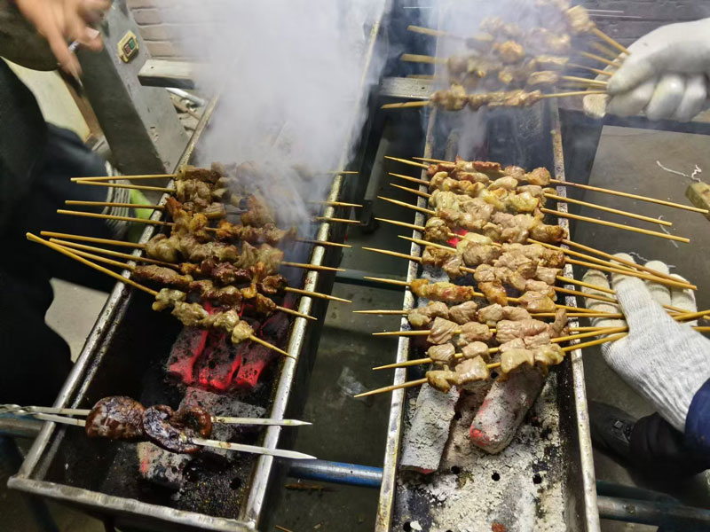 盛達北京拉彎加工廠感恩在嚴寒中堅守崗位的勞動者們