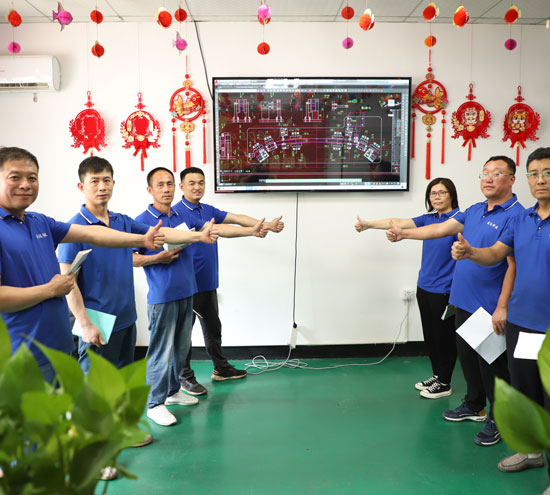 拉彎加工廠家給客戶朋友們拜年啦！