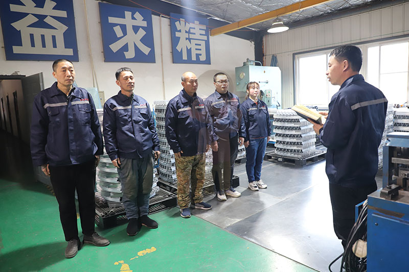 數(shù)字拉彎鏈接創(chuàng)新：盛達(dá)拉彎互聯(lián)網(wǎng)及新媒體宣傳研討會(huì)