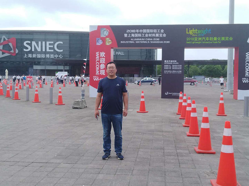 北京盛達偉業(yè)型材拉彎廠